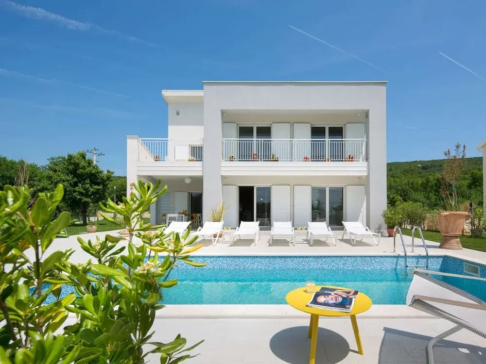 Peaceful Villa in Stanisovi With sea View