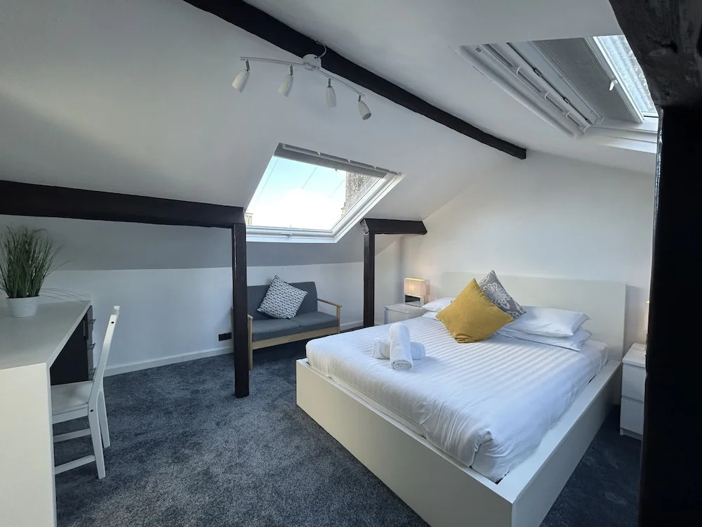 Sun Street Aparthotel