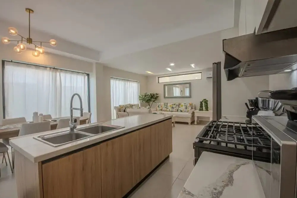 NOK Spacious 3BR Villa with Patio By Vistacana