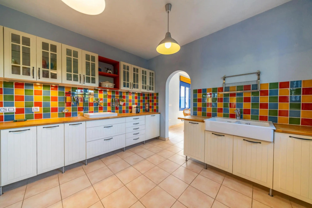 Sol in L'Escala with 4 bedrooms and 3 bathrooms