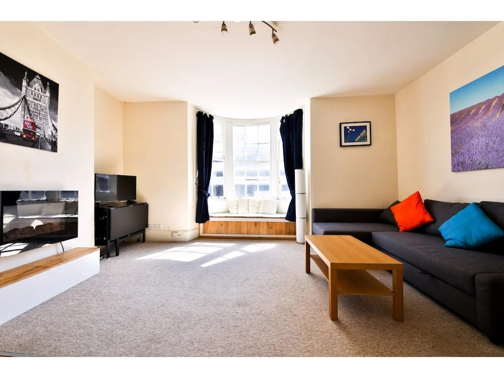 Quiet Flat for 4 With Sea View in Central Brighton