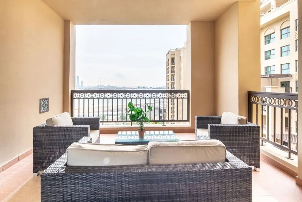 Luxury 2BR Apt Beach Club Full Sea View