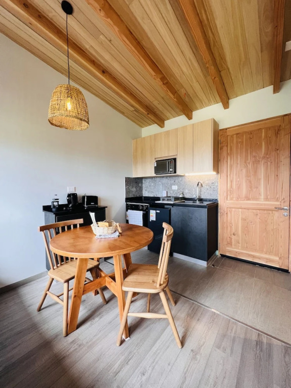 Ave Lodge Frutillar