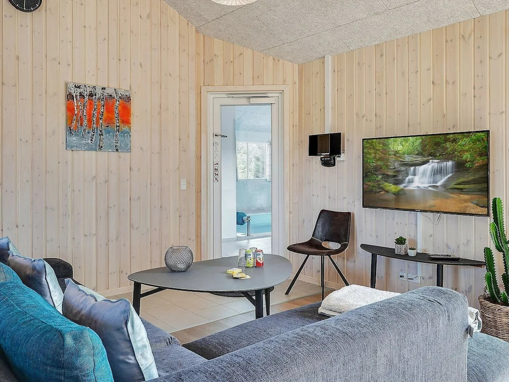 Splendid Holiday Home in Ålbæk With Swimming Pool