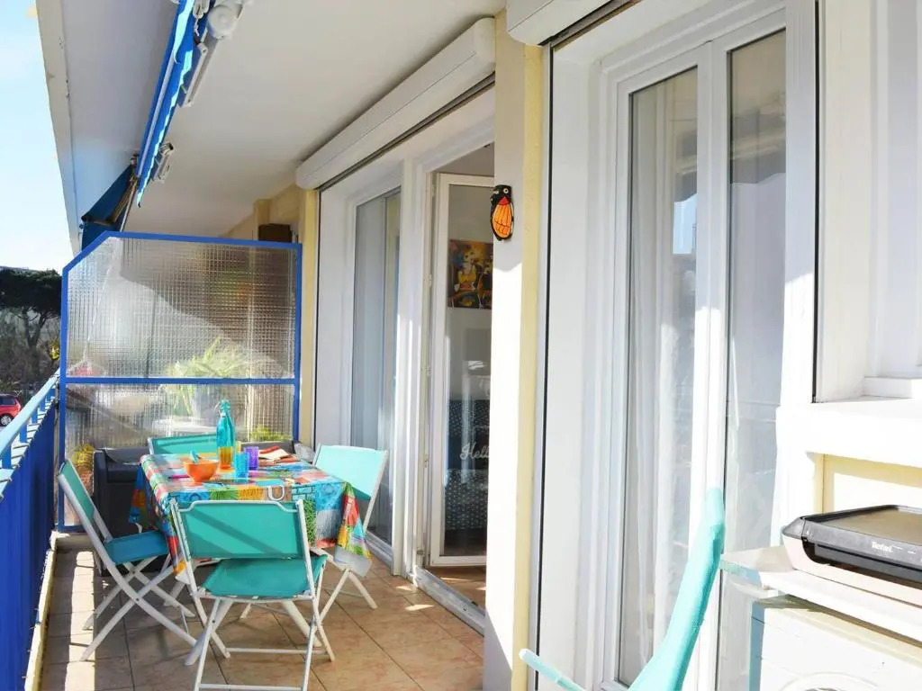 Appartement Le Lavandou, 1 pièce, 3 personnes - FR-1-251-346