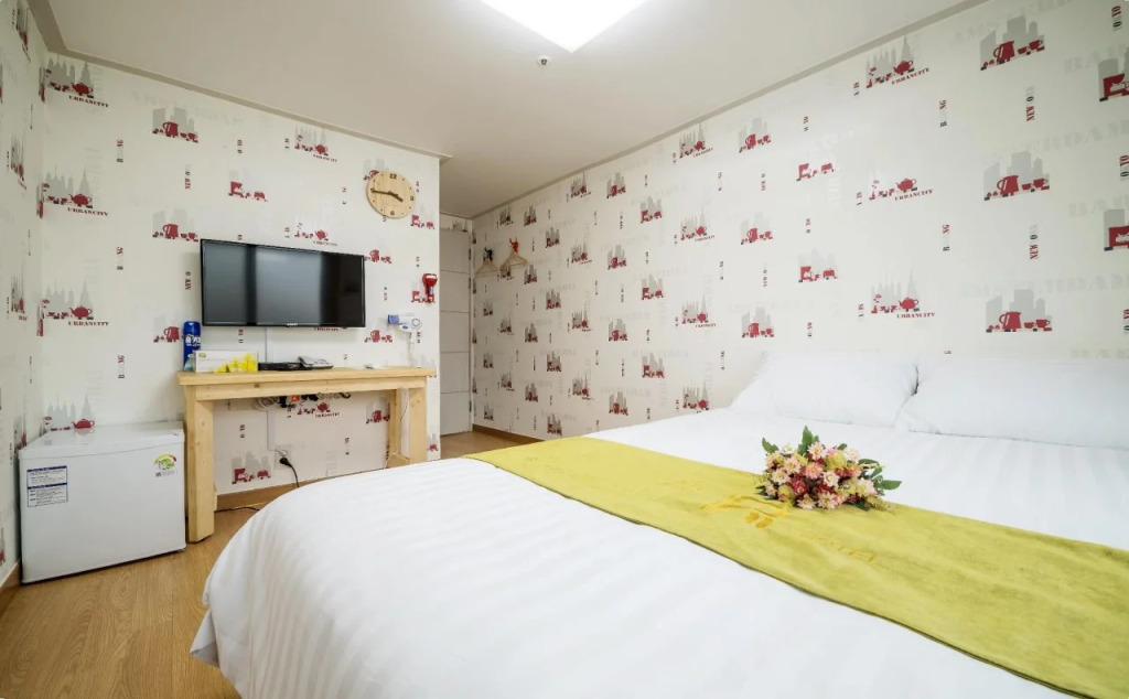 Olle Seven Hostel
