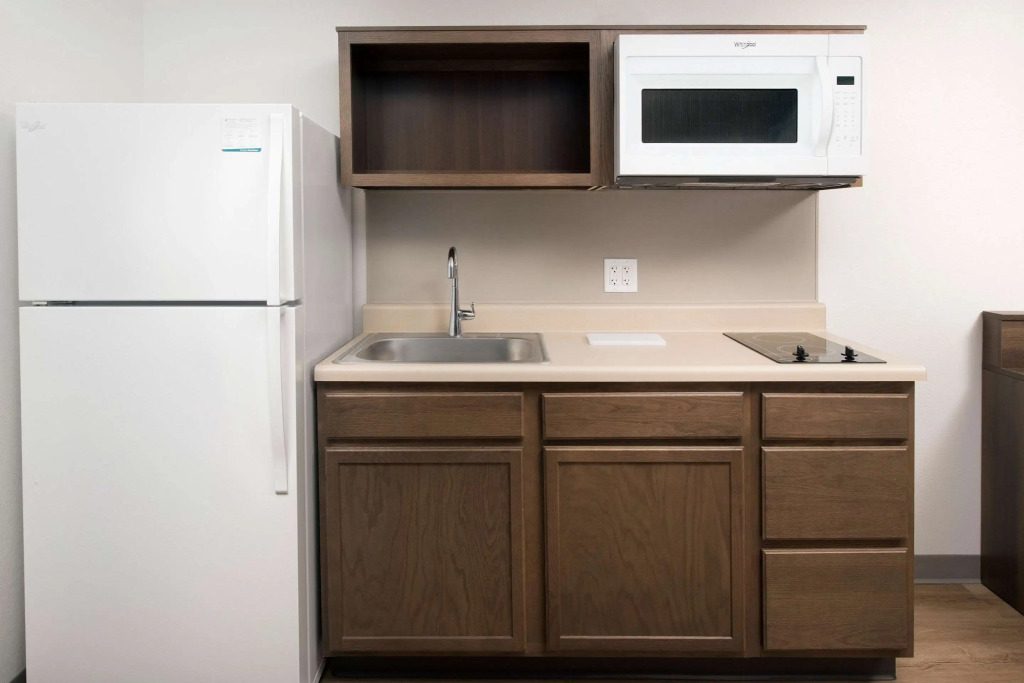 WoodSpring Suites Chicago Tinley Park