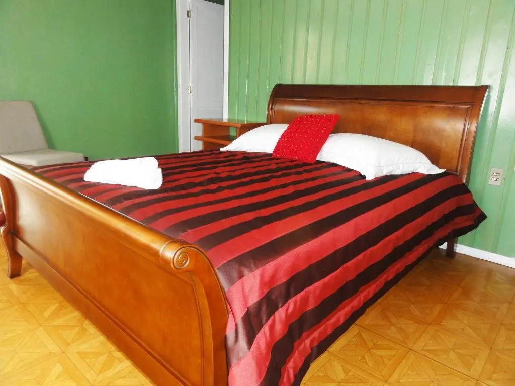 Orange House Canela