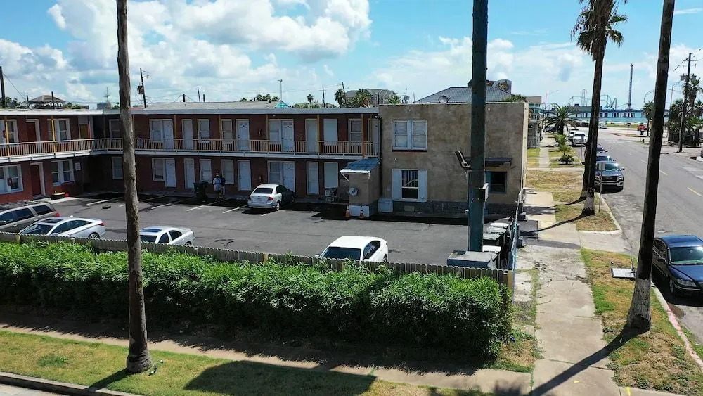 Beachtree Motel