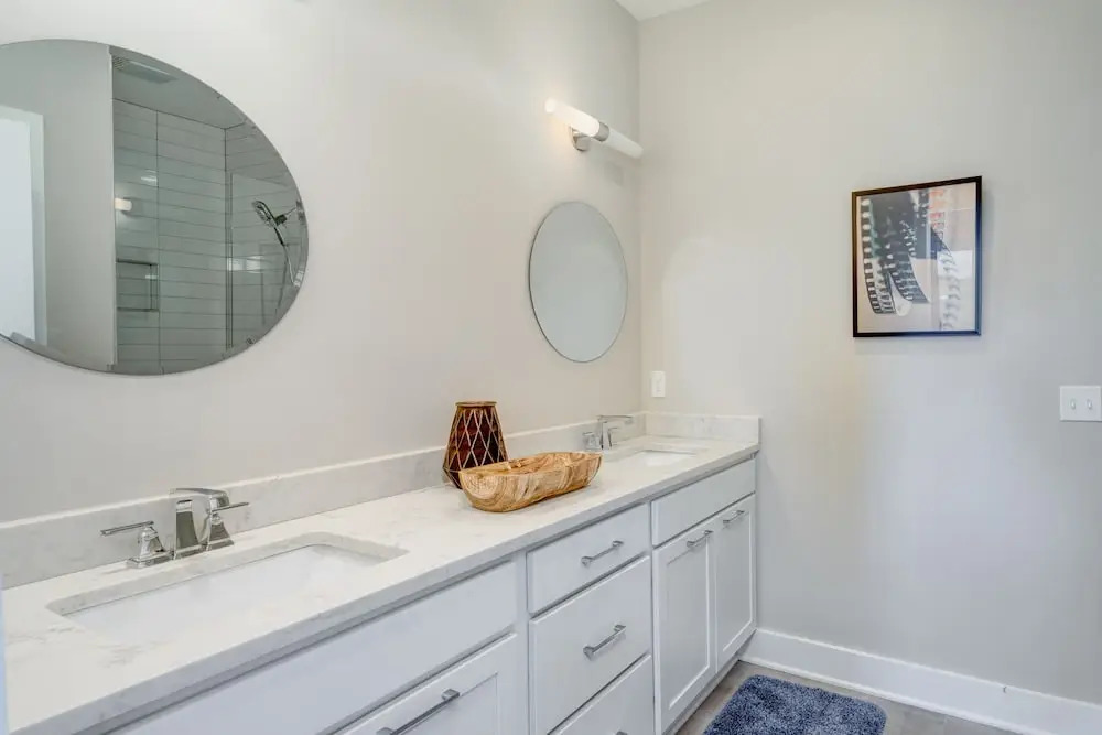 2nd Ave S Townhouse Unit C10 - 3 Br Townhouse