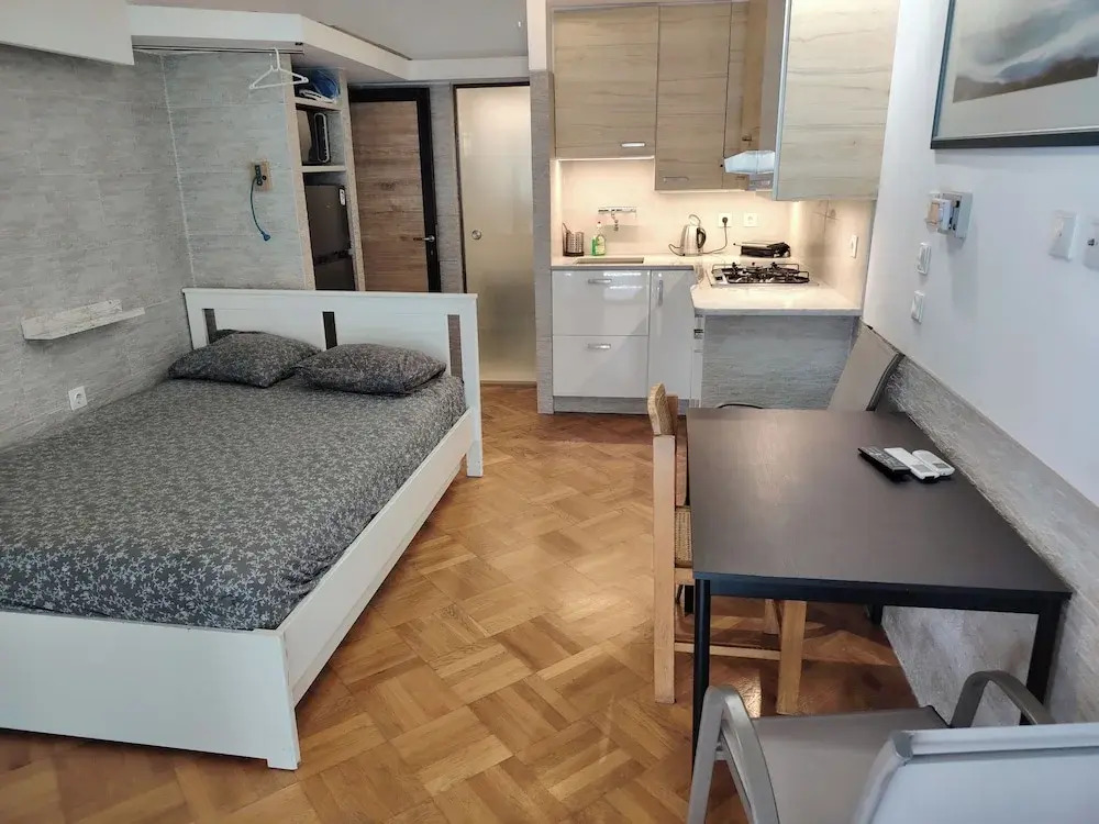 Tritos - Sleeps 11 - Balcony - Parking - Sea View