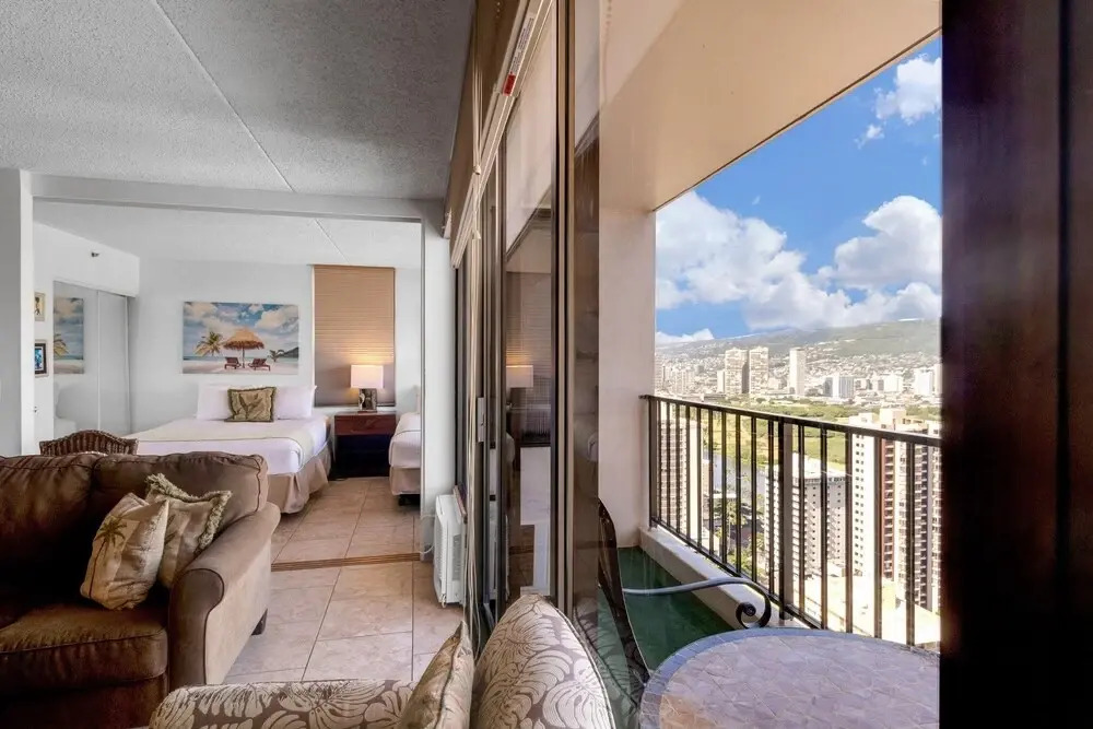 Tower 2 Suite 3201 - Qqp 1 Bedroom Home by Redawning