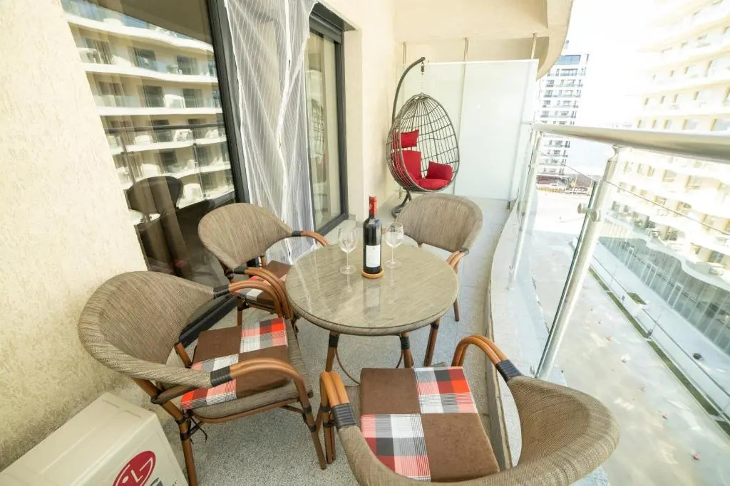 Studio 60 On The Beach by Casa del Mar
