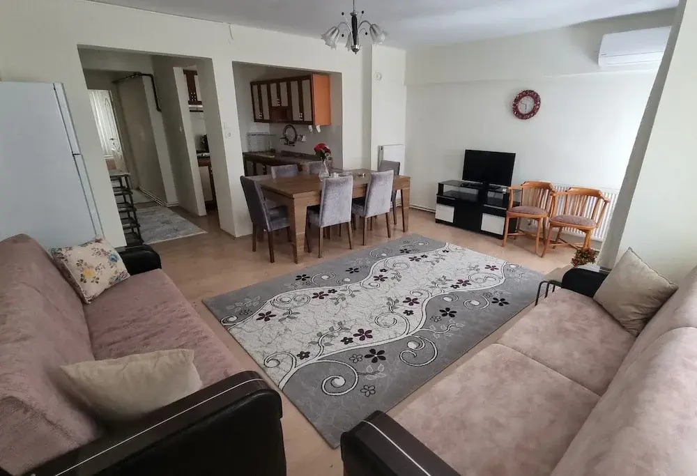 Keri̇mbey Apart