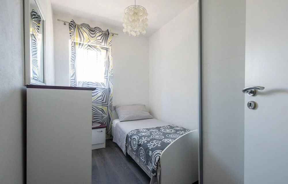 Awesome Home In Kastel Sucurac