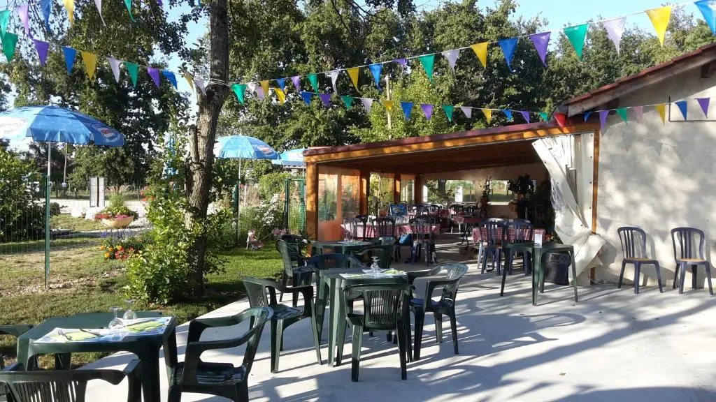 Camping Paradis des Dombes
