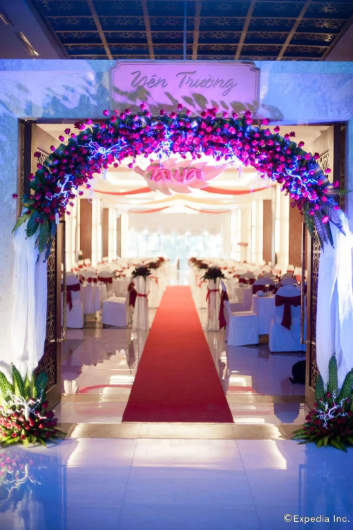 Muong Thanh Luxury Song Lam Hotel