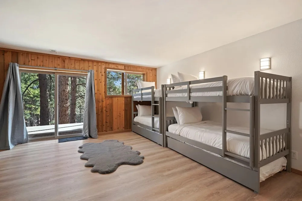 Pet-Friendly Pine Knoll Private Home with Hot Tub and Fire Pit by RedAwning