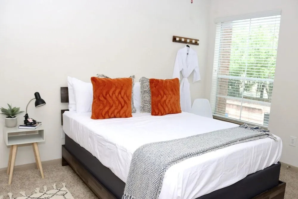 Galleria Queen Boho Chic Suite