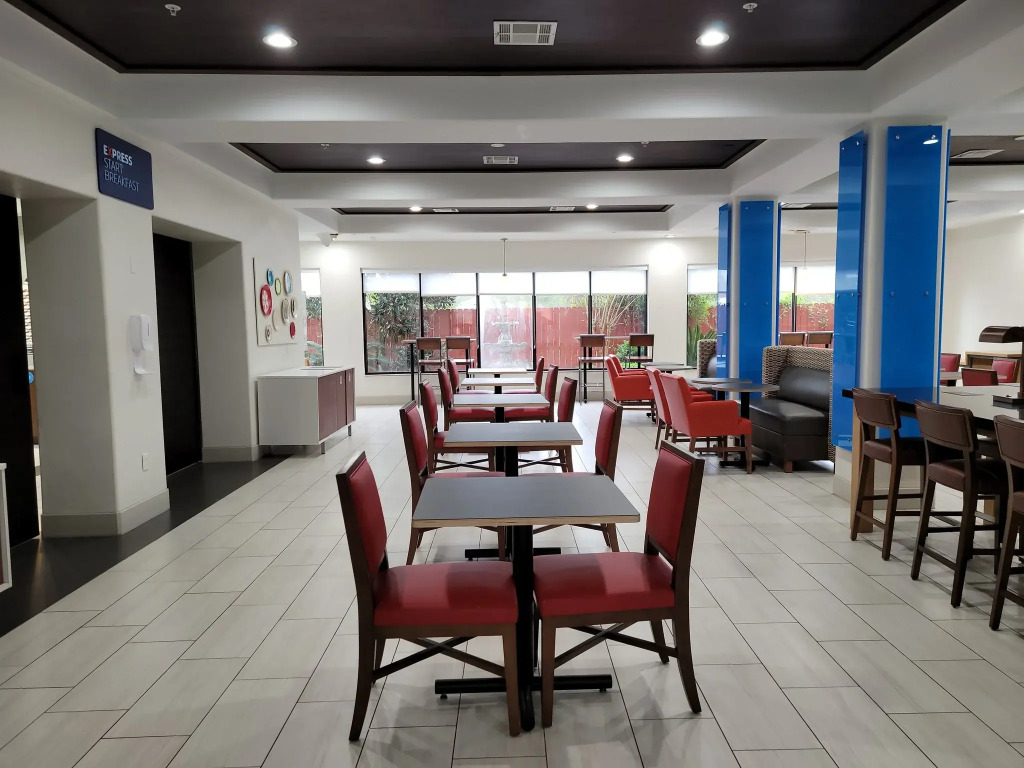 Holiday Inn Express Hotel & Suites VIDOR SOUTH by IHG
