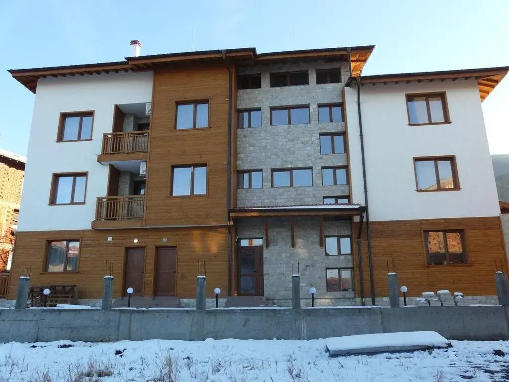 Yuliya Guest House