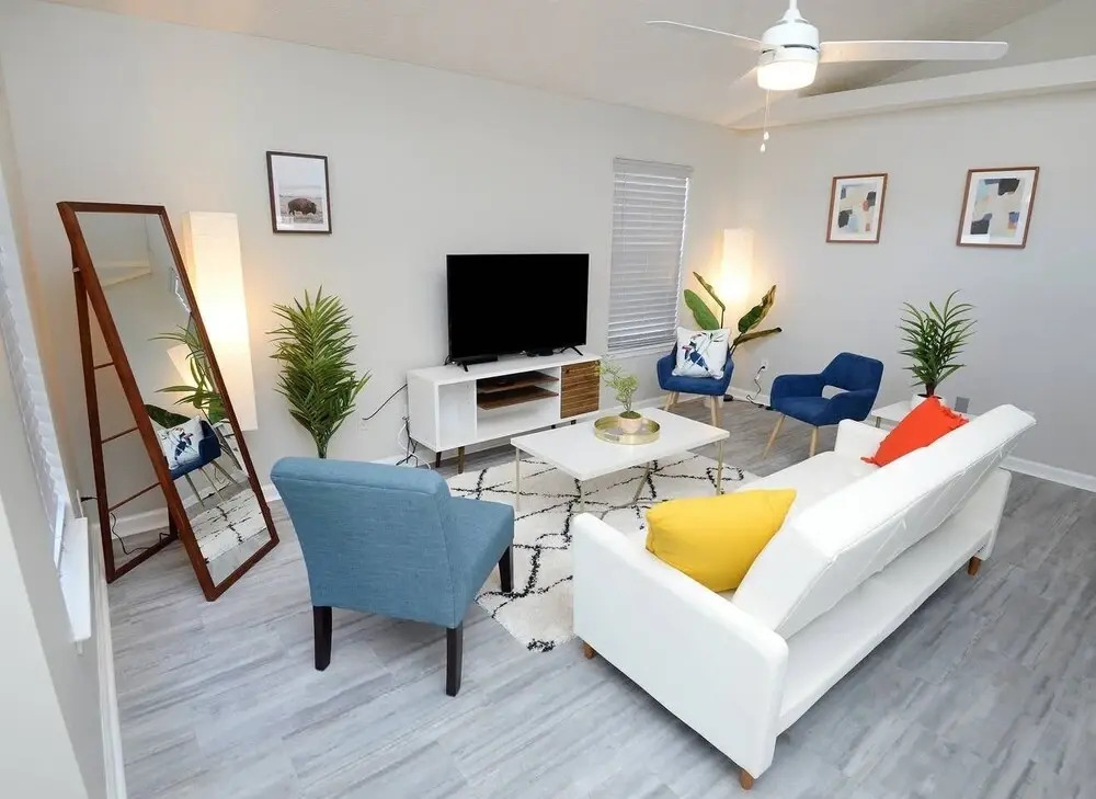 Great 3 Bedroom house in gated community by CozySuites