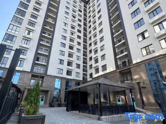 Cozy apartment on Koenkozova 134