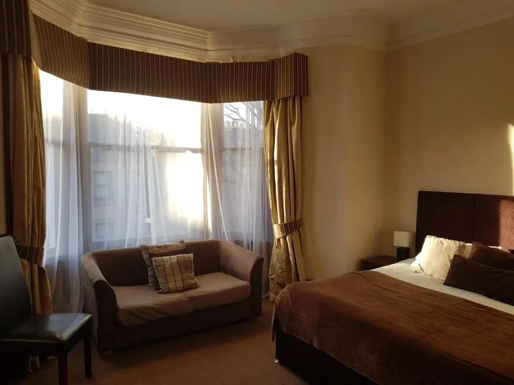 Breadalbane Suites
