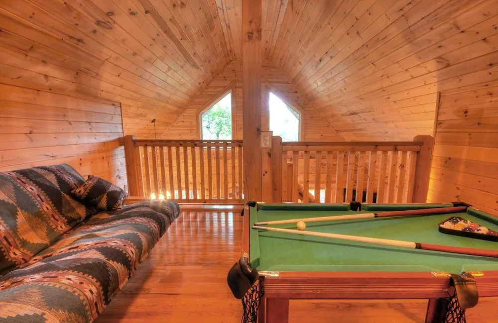 Soaring Eagle Cabin