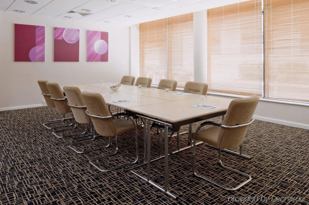 Holiday Inn Express Cheltenham by IHG