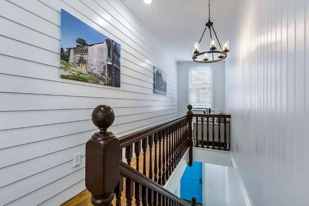 Newly Renovated 4BD Penthouse