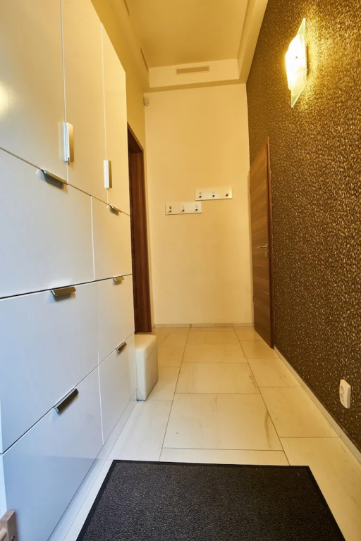 Nikita Apartment