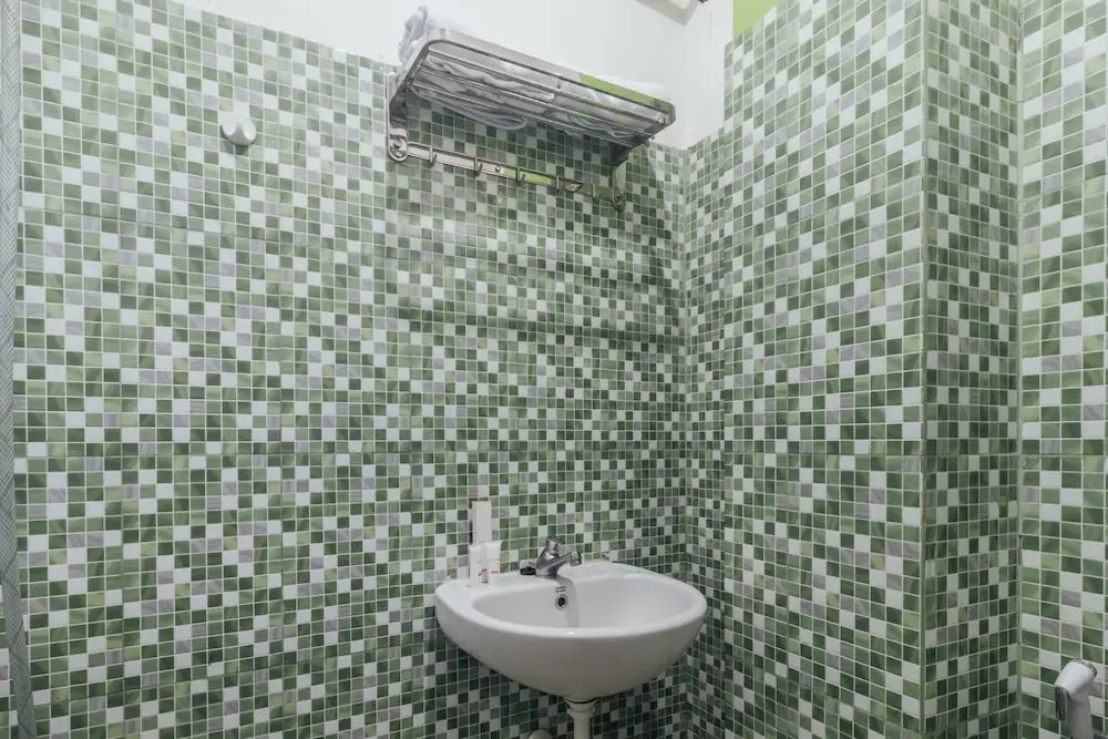 OYO 2010 Satria Guest House