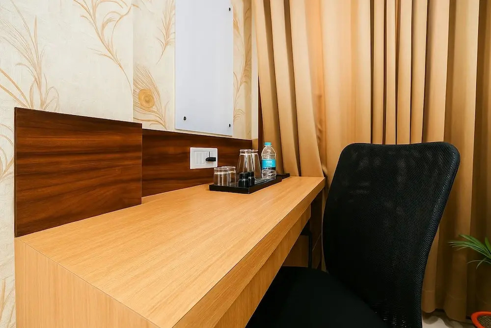 Hotel Grand Regency by JMD Group Near Delhi IGI Airport