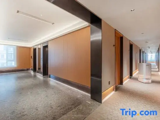 JI Hotel (Beijing Langxinzhuang Subway Station)