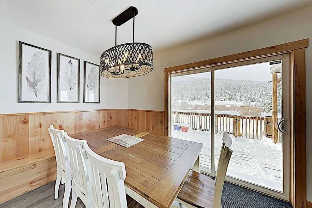 New Listing! Blue River Gem W/ Mountain-view Deck 4 Bedroom Home