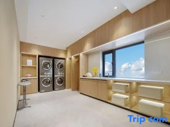 Starway Hotel (Xi'an Railway Station North Square Hanyuan Hall Subway Station)