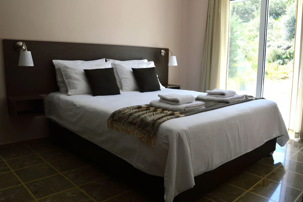 Marathon Eco Stay