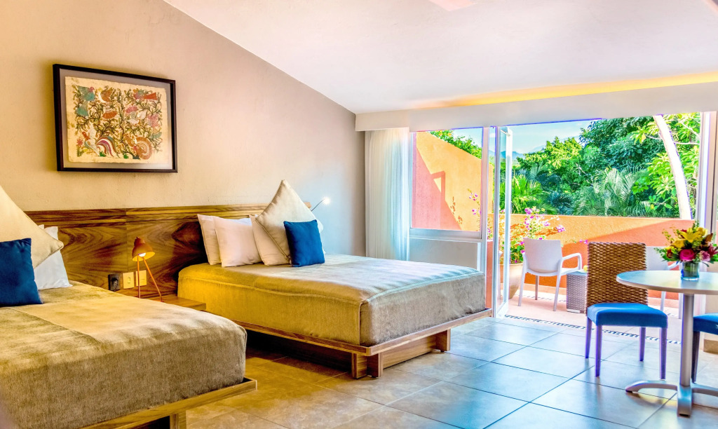Las Brisas Huatulco-All Inclusive