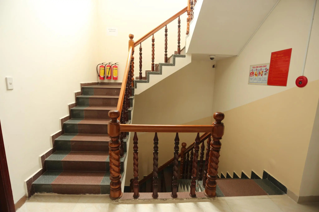 Queen Hotel NT - by BAY LUXURY