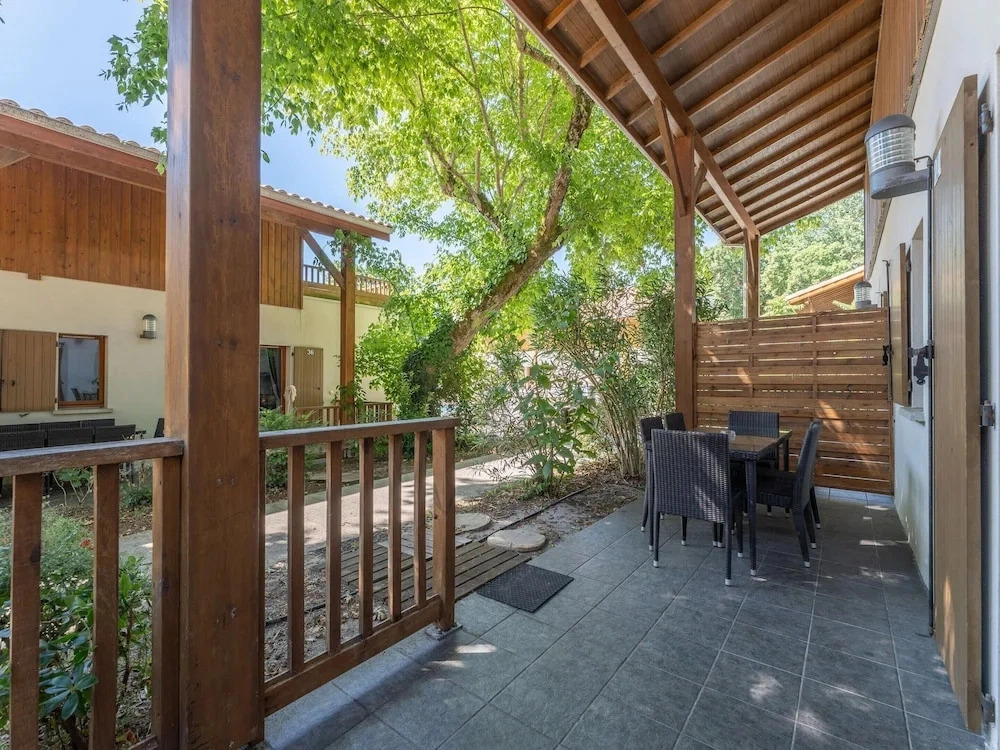 Lacanau Stay, 100m to Lake & Pool