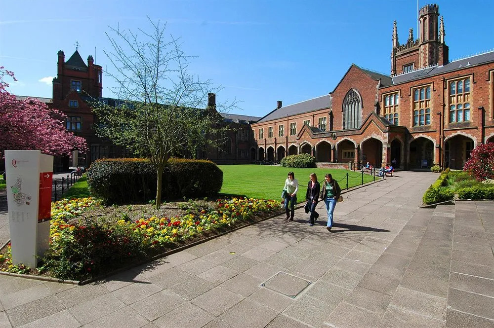 Queens University Belfast - Elms Village - Hostel
