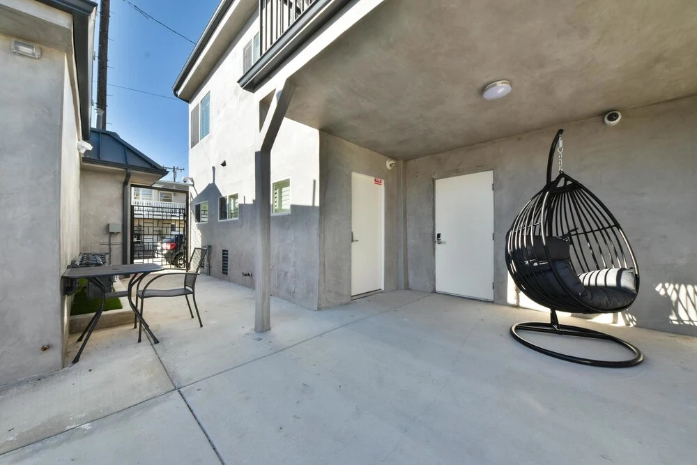 1244#7 Remodeled Luxury Condo With Stunning Views of Beach & Bay