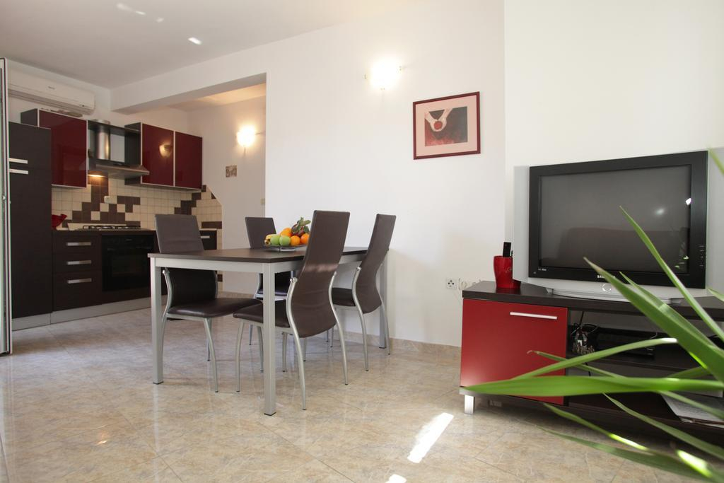 Apartments Kudelik