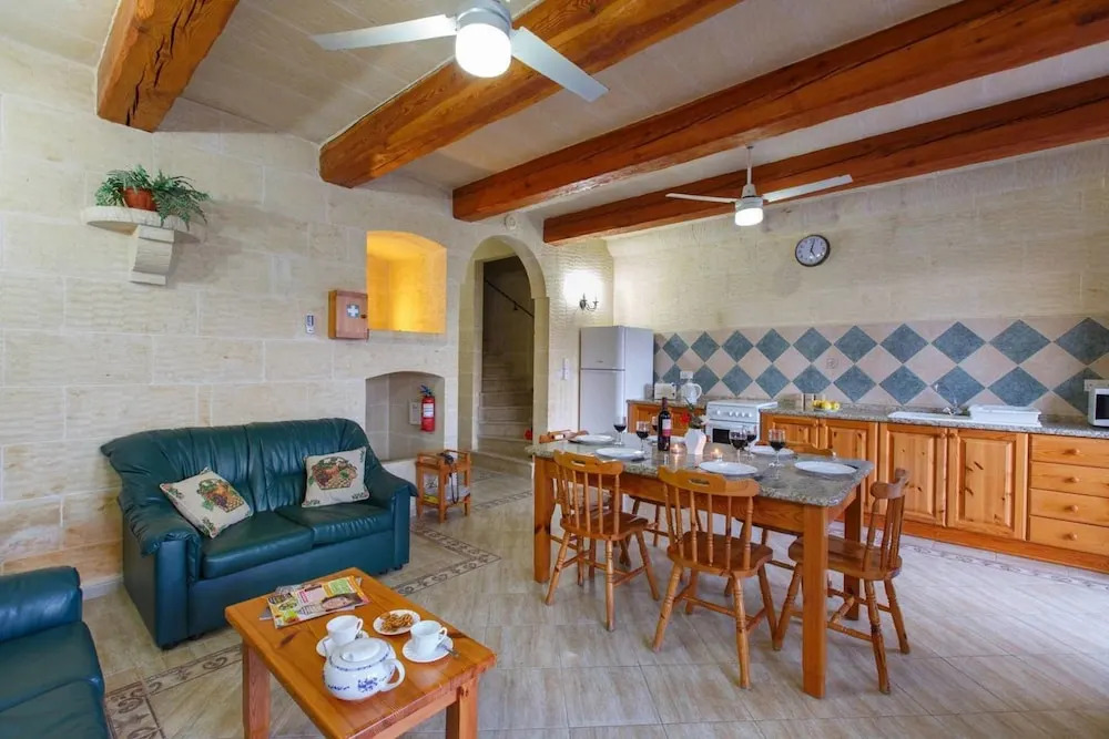 Ta Guljetta 4 Bedroom Villa With Private Pool