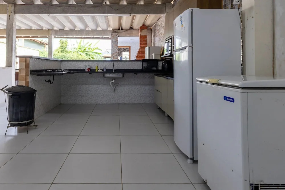 Casa  piscina a 180m da Praia Boraceia