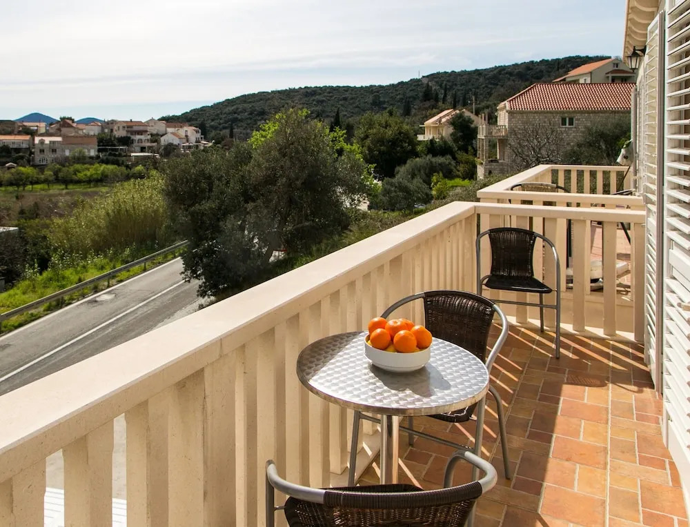 Apartments Zaton Bay