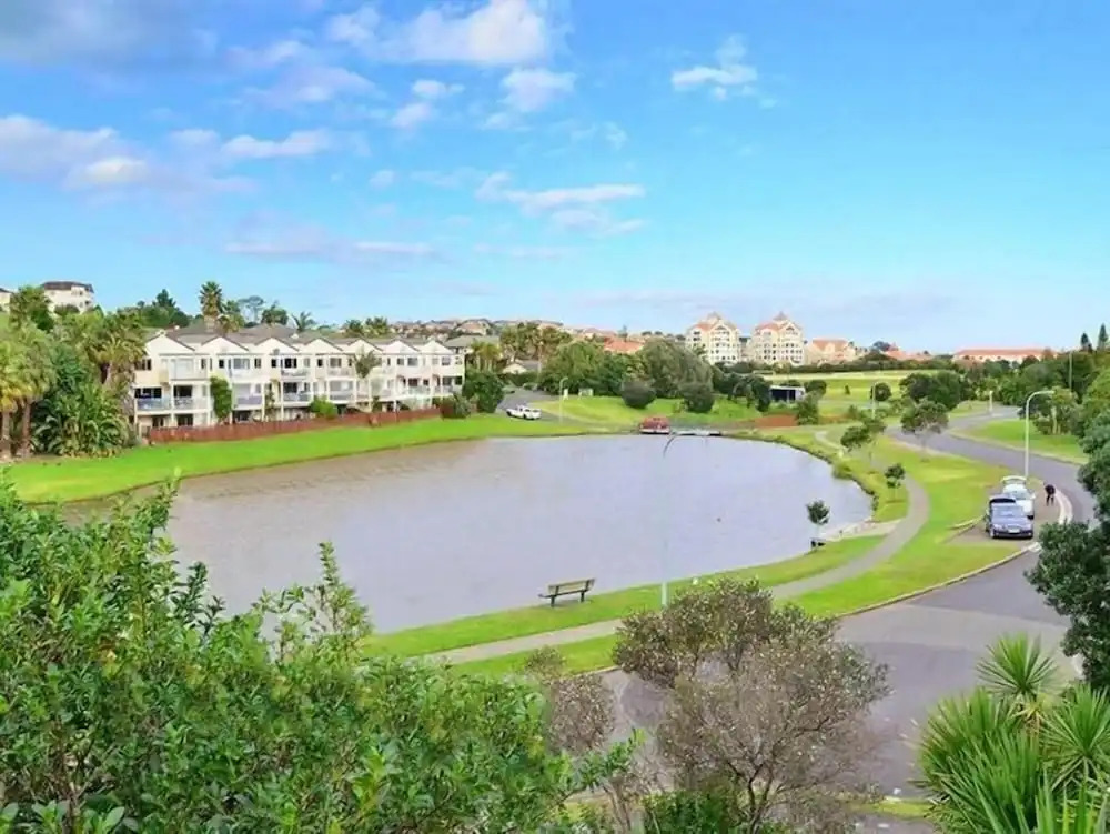 Gulf Harbour Guest House Apartment