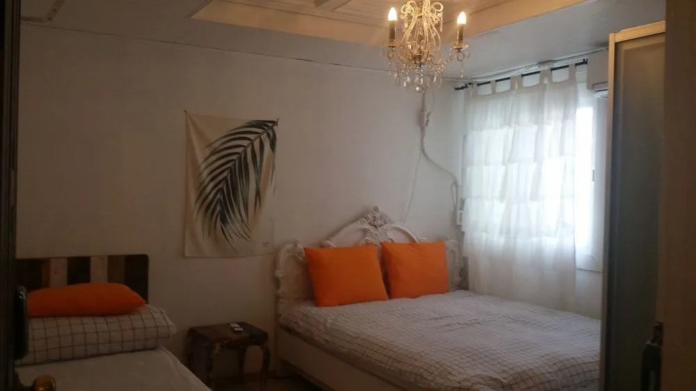 Lemon Tree Guesthouse 2 - Hostel