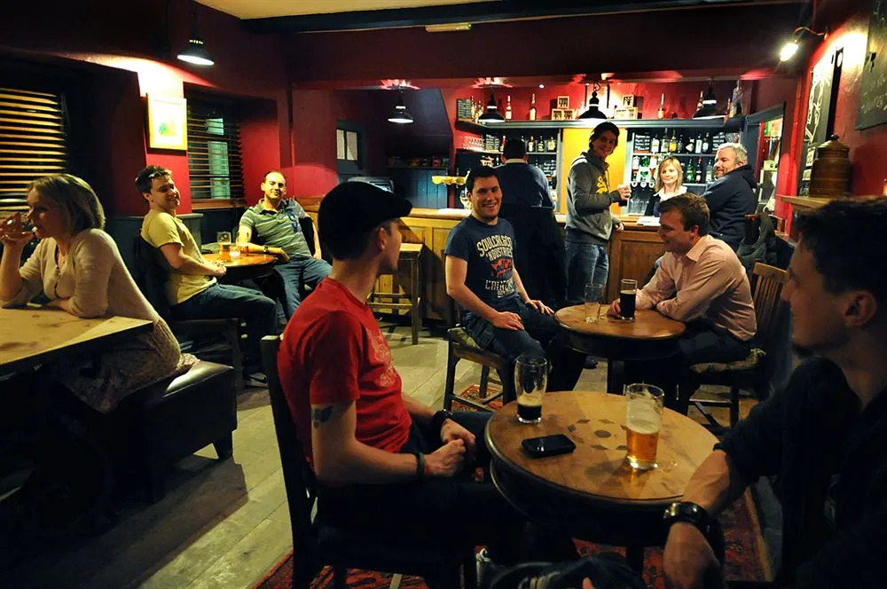 The Bath Arms Hotel